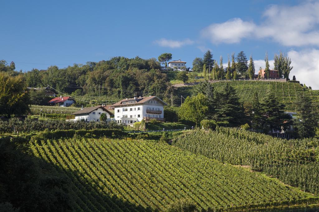 Hotel Sigmundskron Appiano Sulla Strada Del Vino Ngoại thất bức ảnh