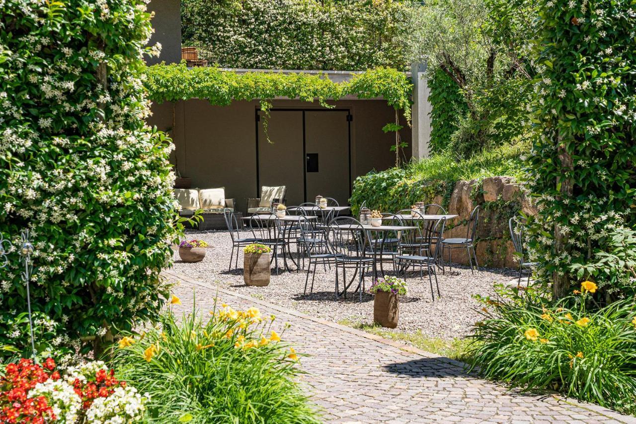 Hotel Sigmundskron Appiano Sulla Strada Del Vino Ngoại thất bức ảnh