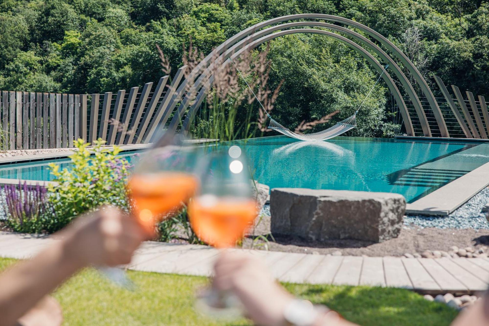 Hotel Sigmundskron Appiano Sulla Strada Del Vino Ngoại thất bức ảnh