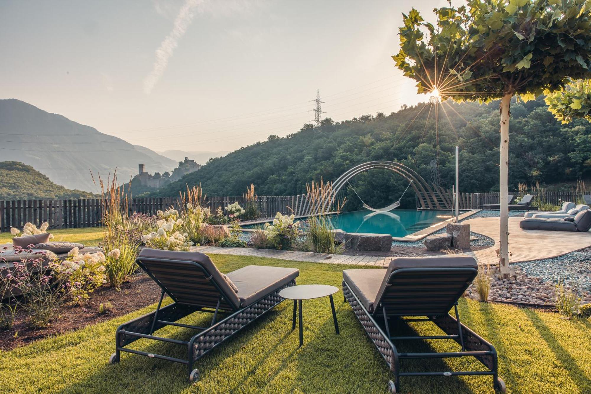 Hotel Sigmundskron Appiano Sulla Strada Del Vino Ngoại thất bức ảnh
